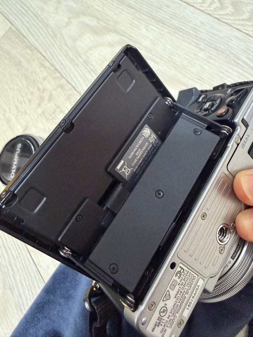 OLYMPUS OM-D E-M10初代　単焦点レンズセット