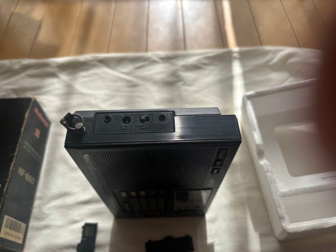 National RF-860 ポータブルラジオ
