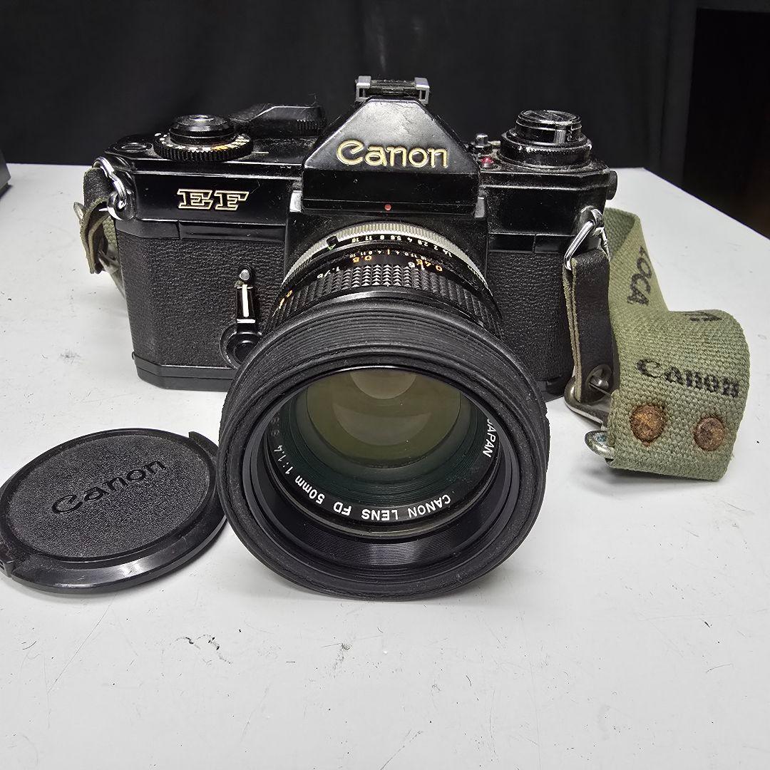 キャノンCanon EF 一眼レフカメラ 50mmレンズ付き