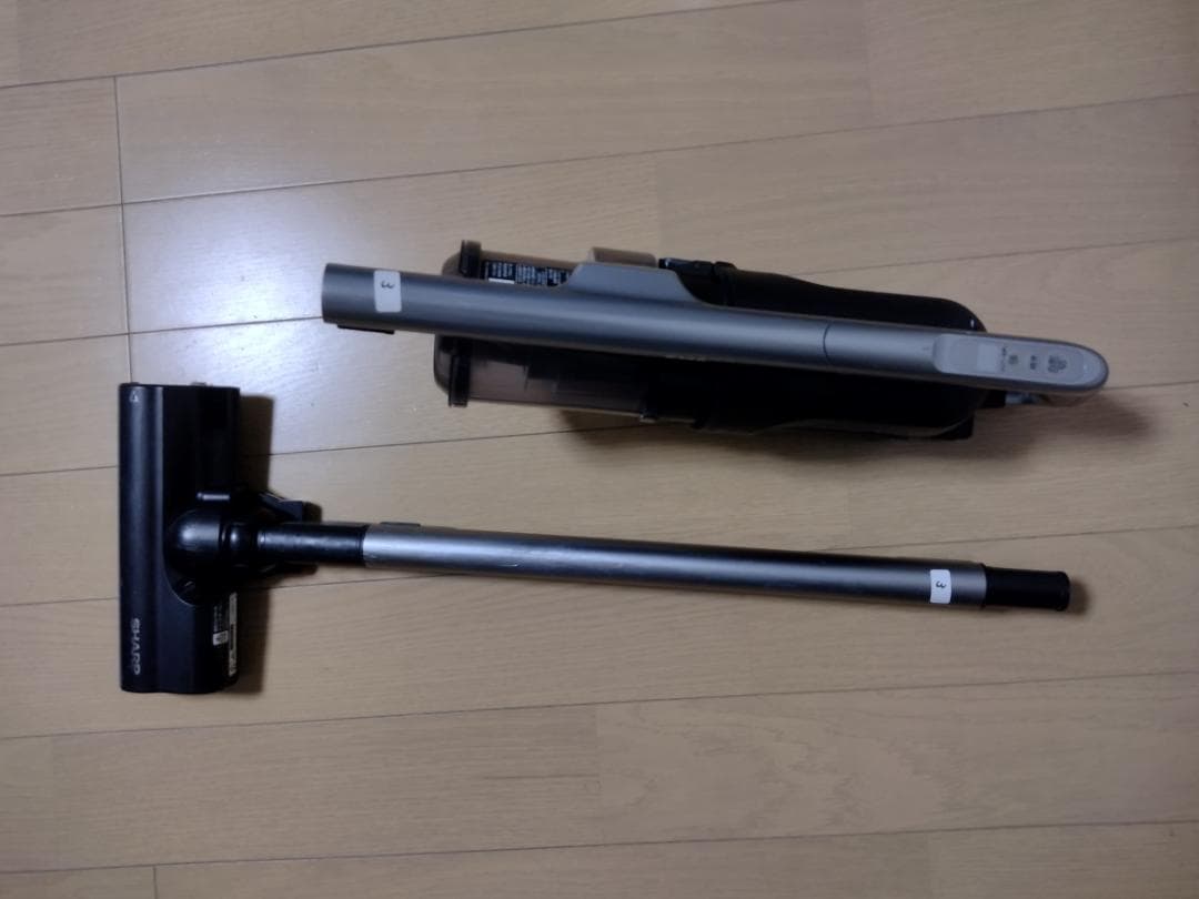 シャープ★掃除機★EC-SR8-B★2023年製★バッテリー新品と同等★3