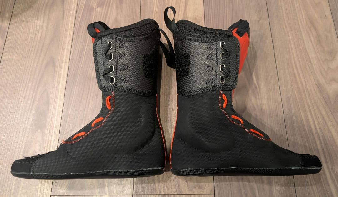 ATOMIC STI インナーブーツ