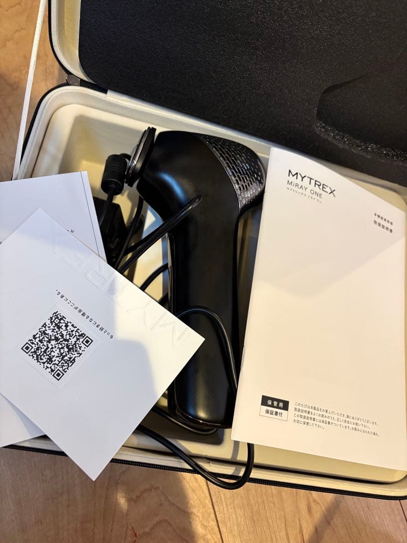 MYTREX MiRAY ONE 【黒】美顔器 本体 充電器・アイガード付き