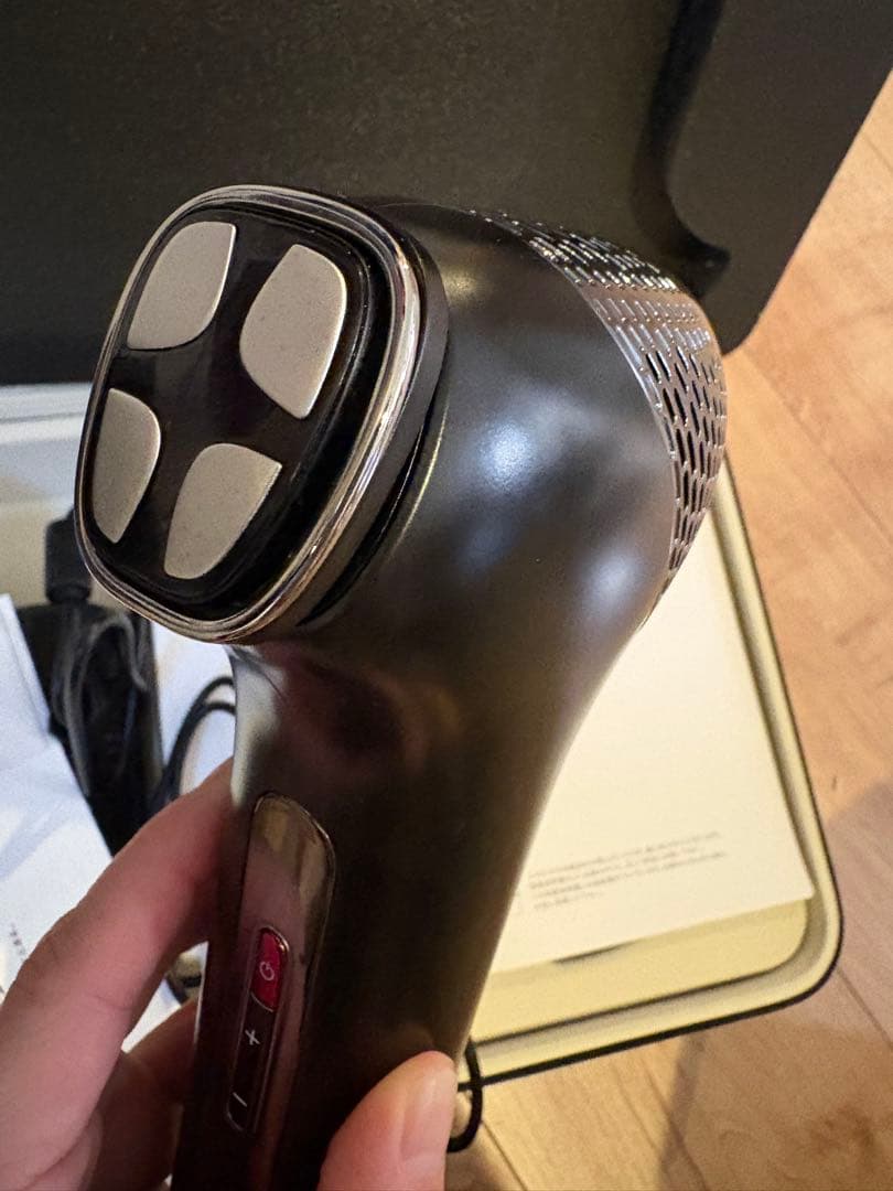 MYTREX MiRAY ONE 【黒】美顔器 本体 充電器・アイガード付き