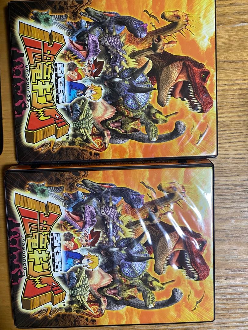 【最終値下げ】恐竜キングカード　49枚　レアカード　恐竜キングカードケース