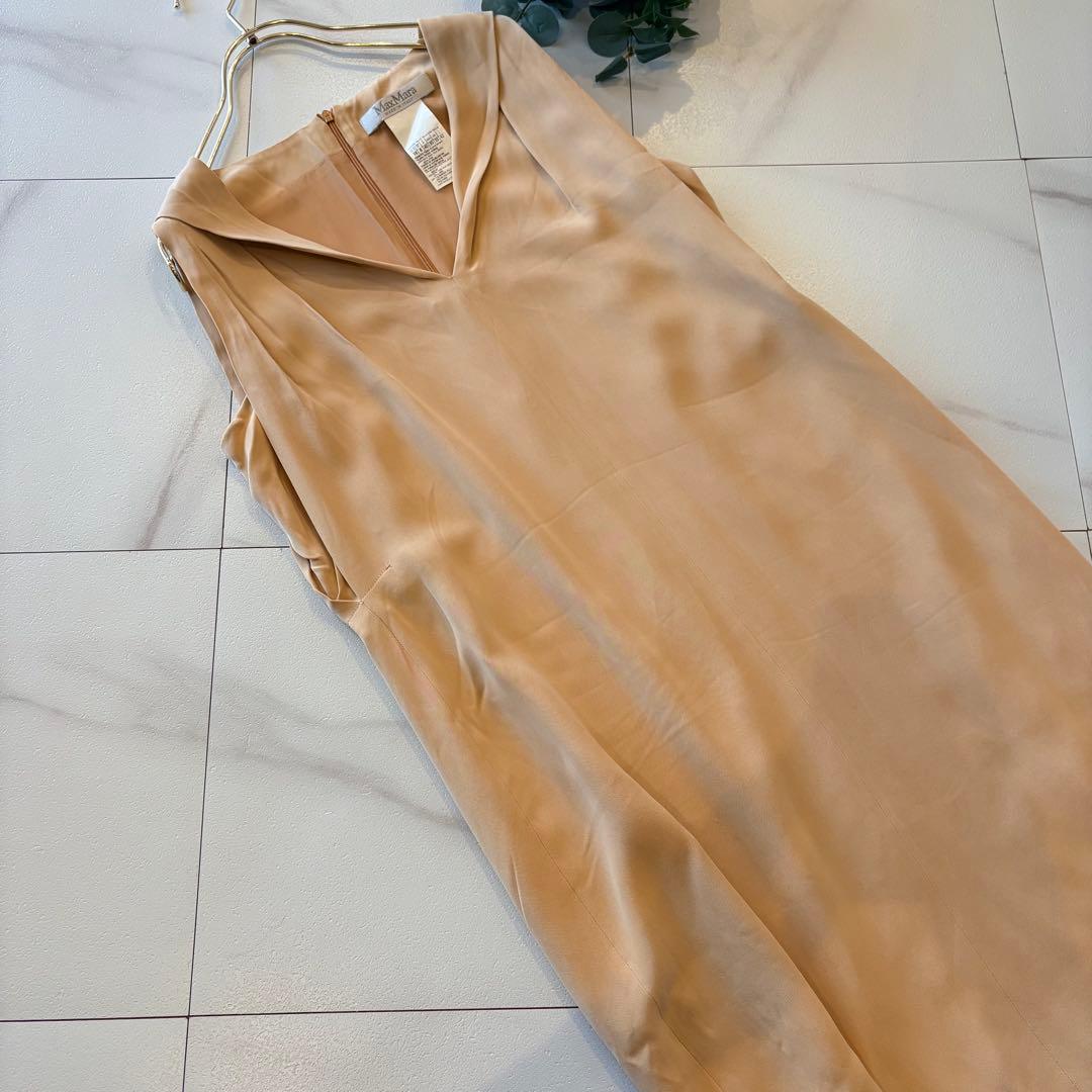 NO3-125 MAX MARA 白タグベージュノースリーブワンピース42