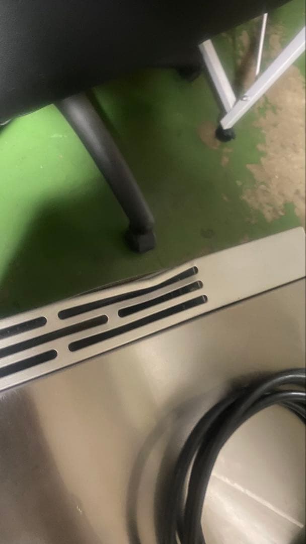 レッドブル冷蔵庫