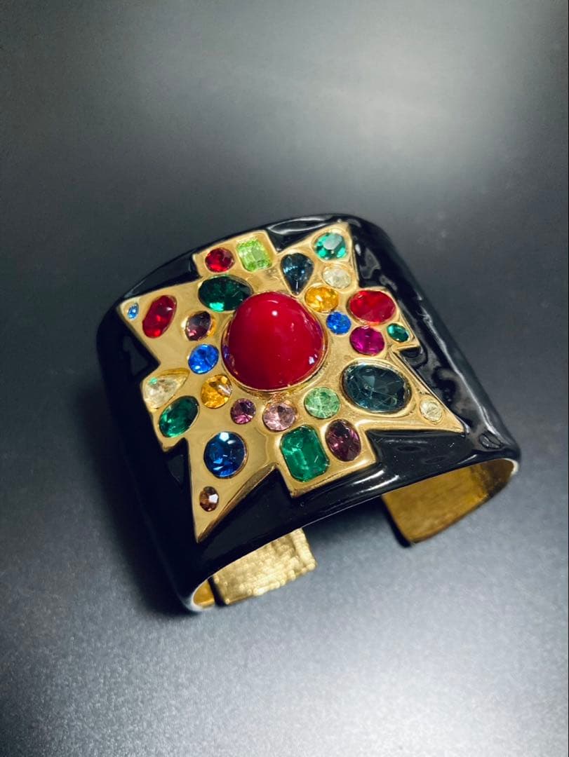 ケネスジェイレーン クリスタルゴールド バングル ブレスレット