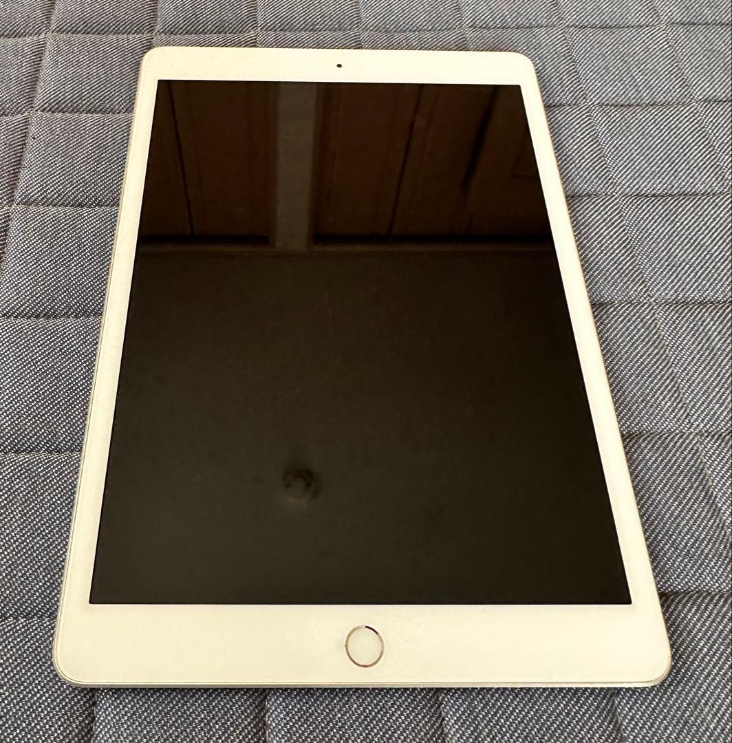 iPad第7世代 Wi-Fi + Cellularモデル 32GB