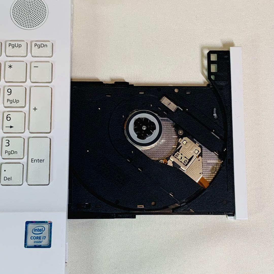 Core i7✨SSD1TB✨32GB✨カメラ✨オフィス✨富士通✨ノートパソコン