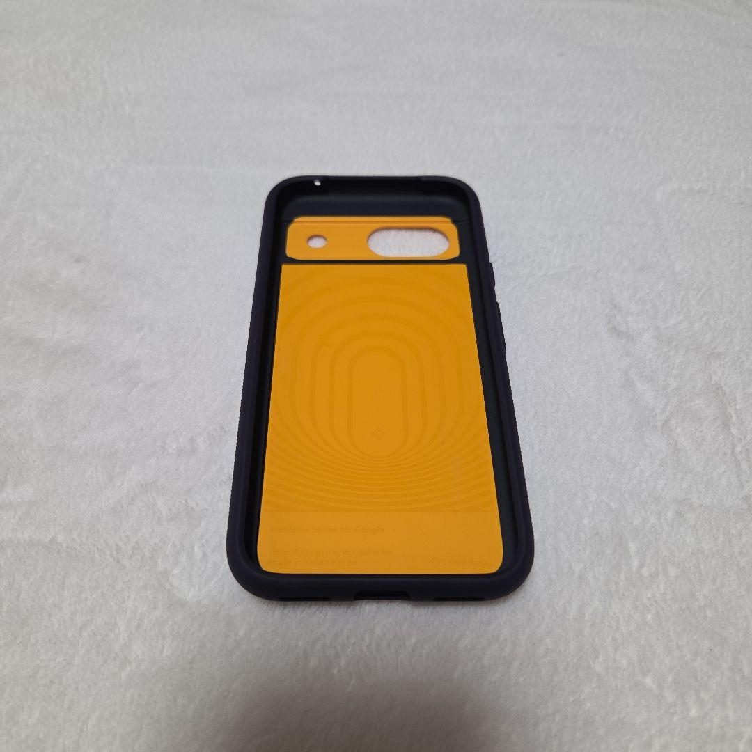 美品 Google Pixel 8a ホワイト 本体 ケース付き(おまけ)