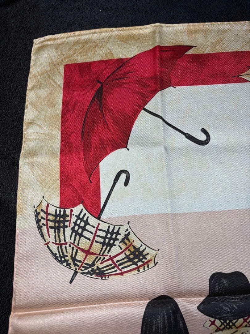 新品タグ付き　BURBERRY 人気ハンカチ