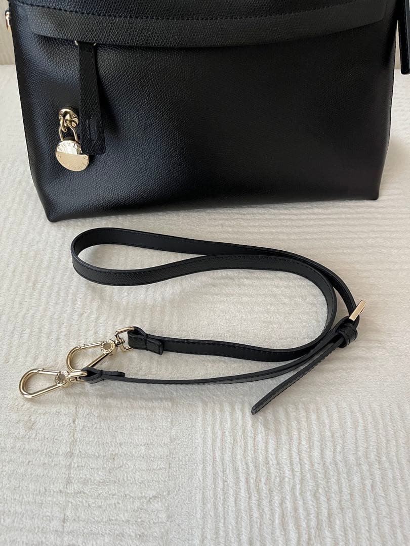 FURLA パイパー　ブラック ハンドバッグ