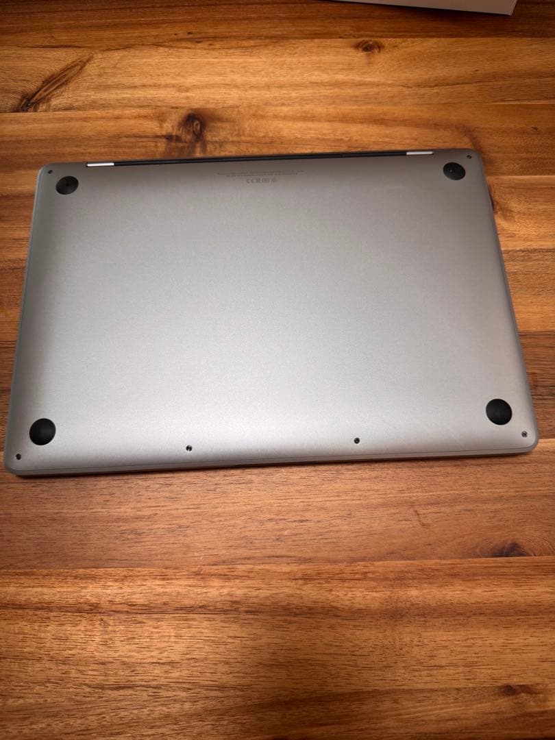 MacBook Pro13インチ 512GB/8GB (MXK52J/A)