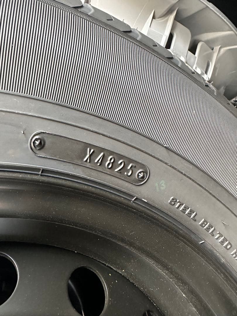 ハイエース200系純正タイヤホイール195/80R15 ダンロップ
