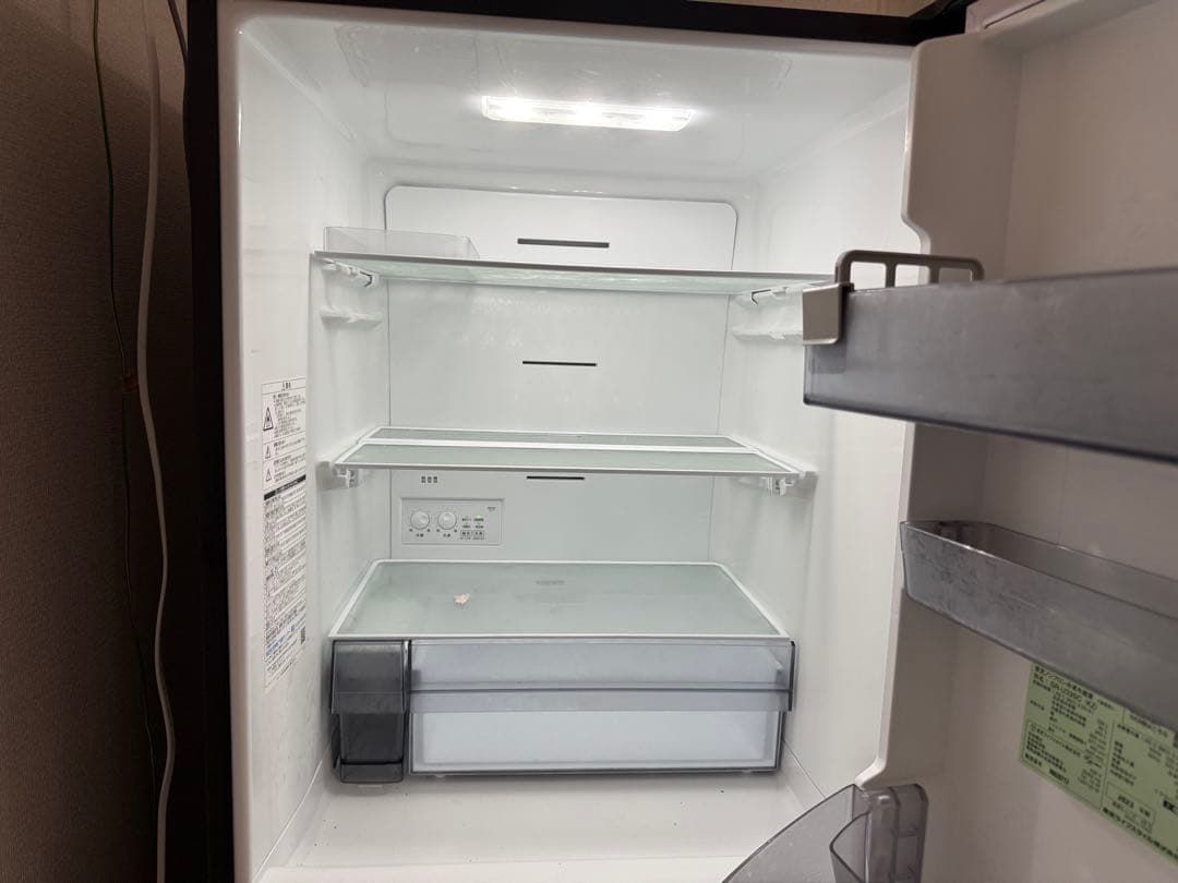 いちごチョコ　東芝 3ドア 冷凍冷蔵庫 GR-U33SC 2023年