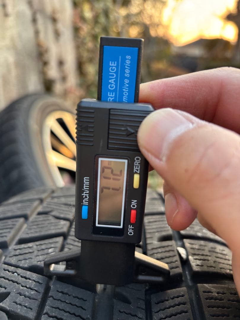 エスティマ 純正アルミ スタッドレス ice GUARD 215/60R17