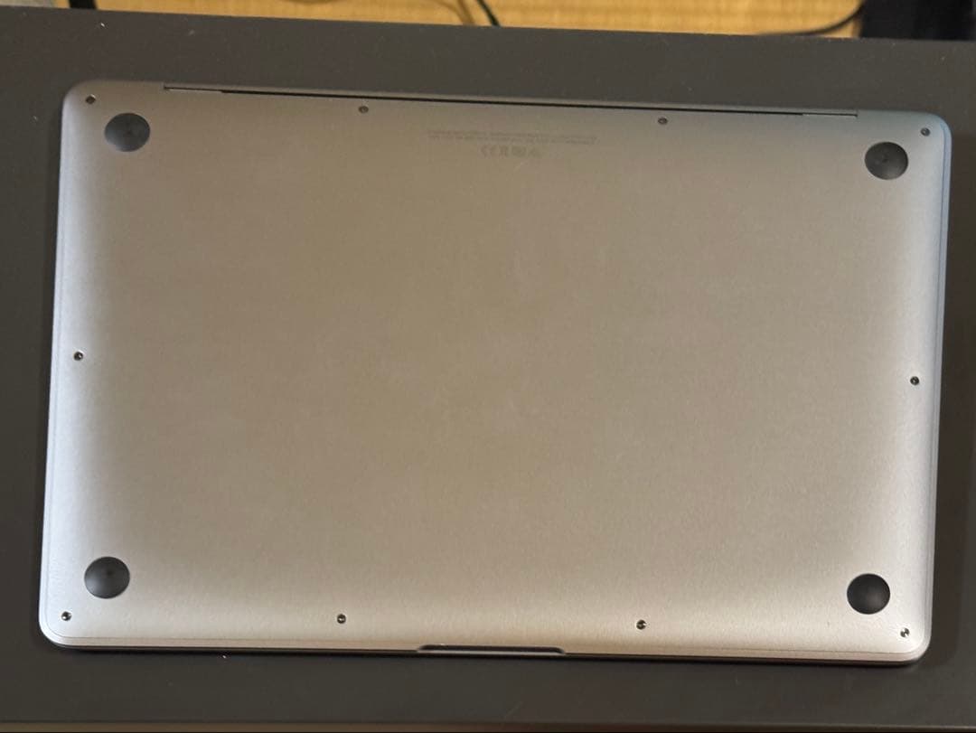 MacBook本体 MacBook Air 8GB 256GB