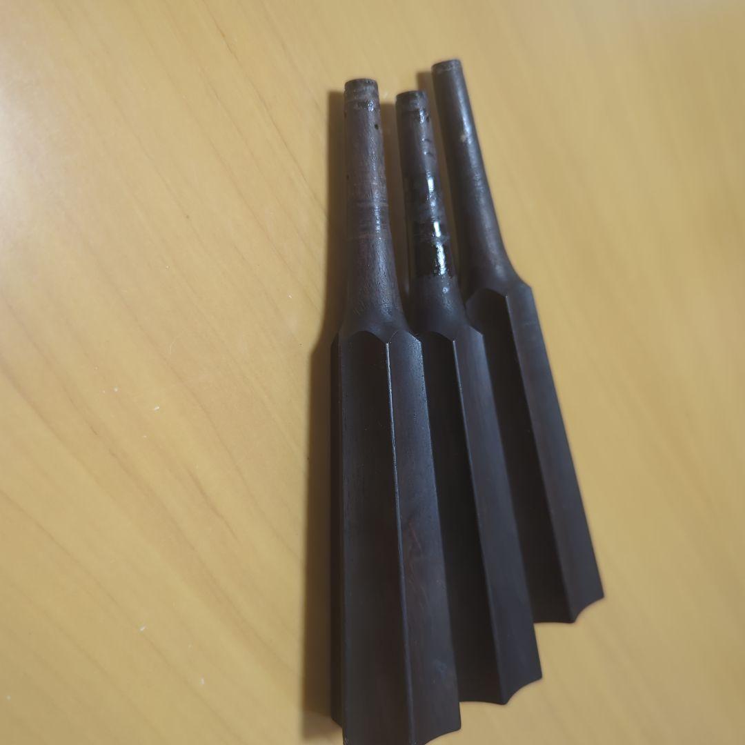 津軽三味線 黒檀の宇柄糸巻き