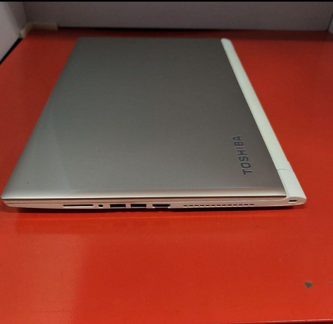 TOSHIBA ノートパソコン オフィス付き 爆速 極美品 Core i5