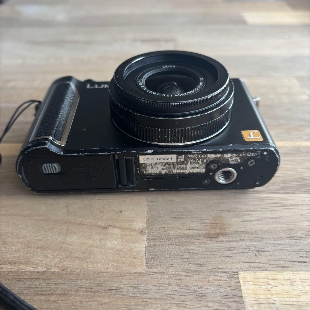 ジャンク品 LUMIX lx3 LEICA コンパクトデジタルカメラ