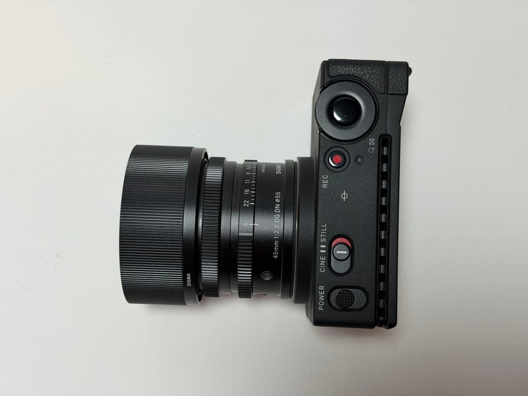 SIGMA fp + 45mm F2.8 DG DN セット