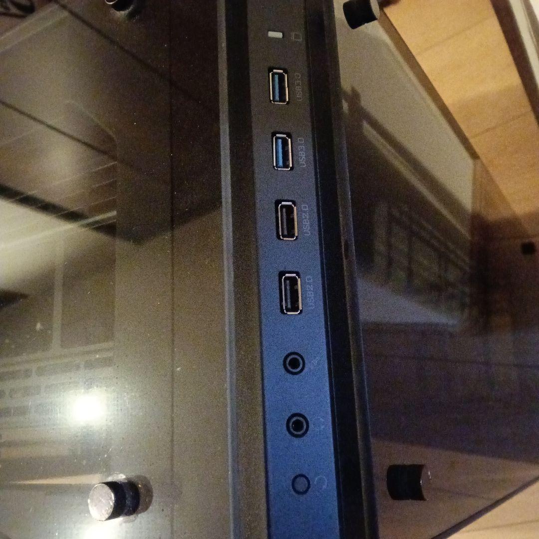 自作PC Thermaltake ガラスケース / GT1030 / ASUS