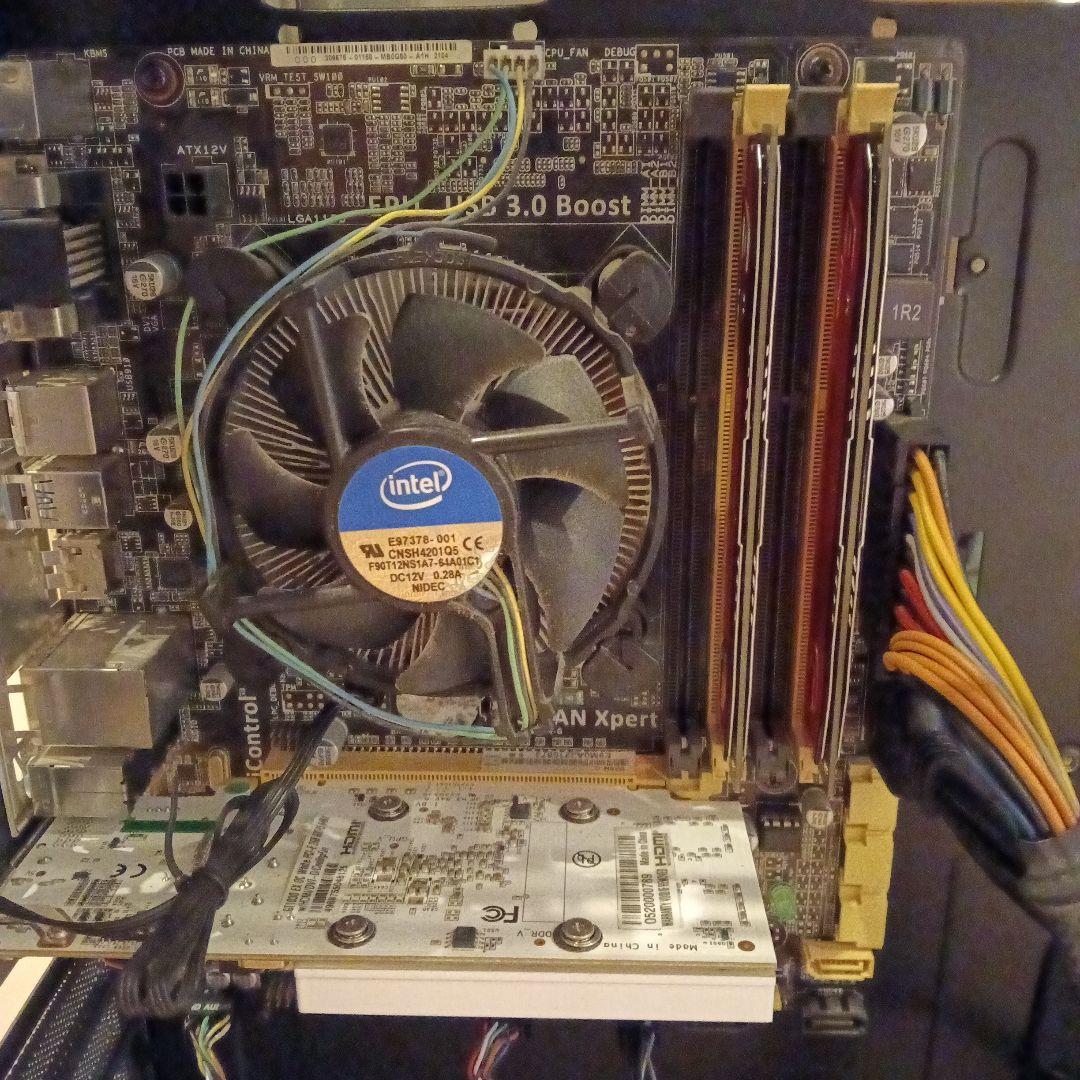 自作PC Thermaltake ガラスケース / GT1030 / ASUS