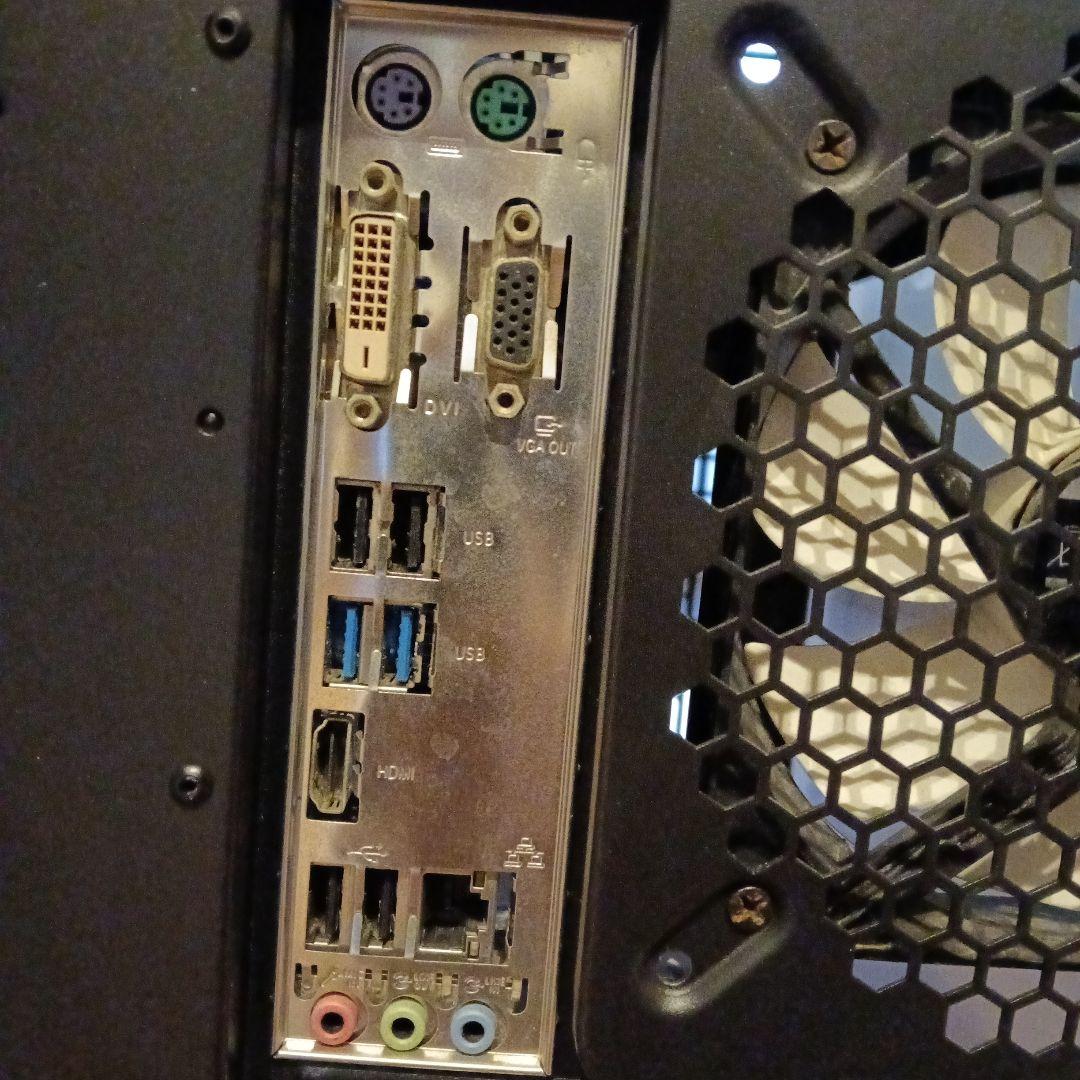 自作PC Thermaltake ガラスケース / GT1030 / ASUS