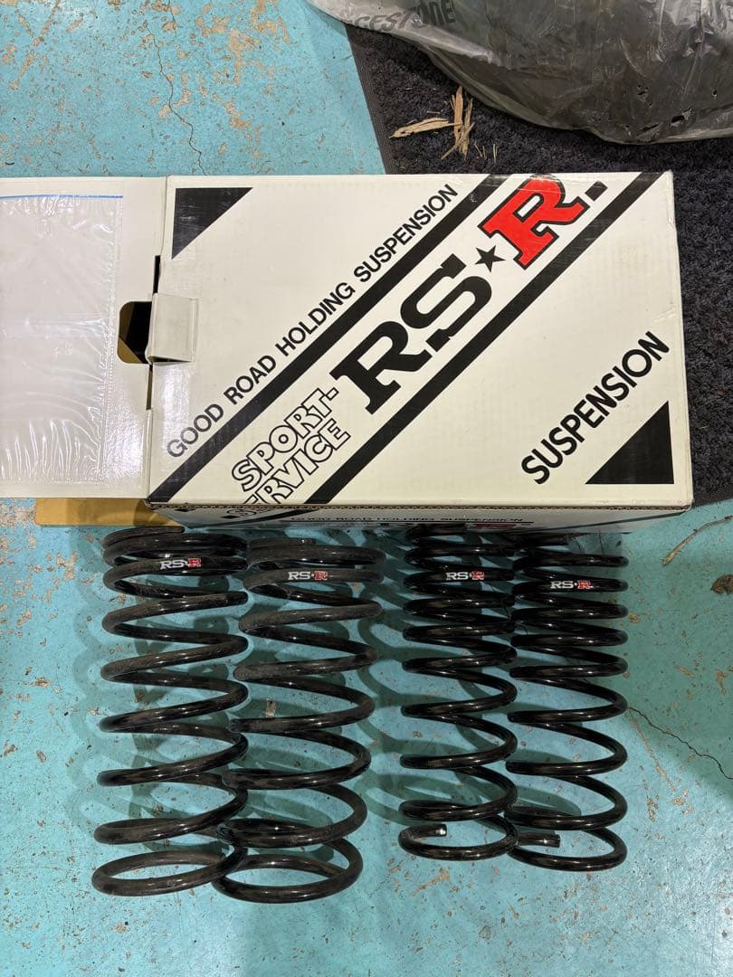 RS-R ダウンサス