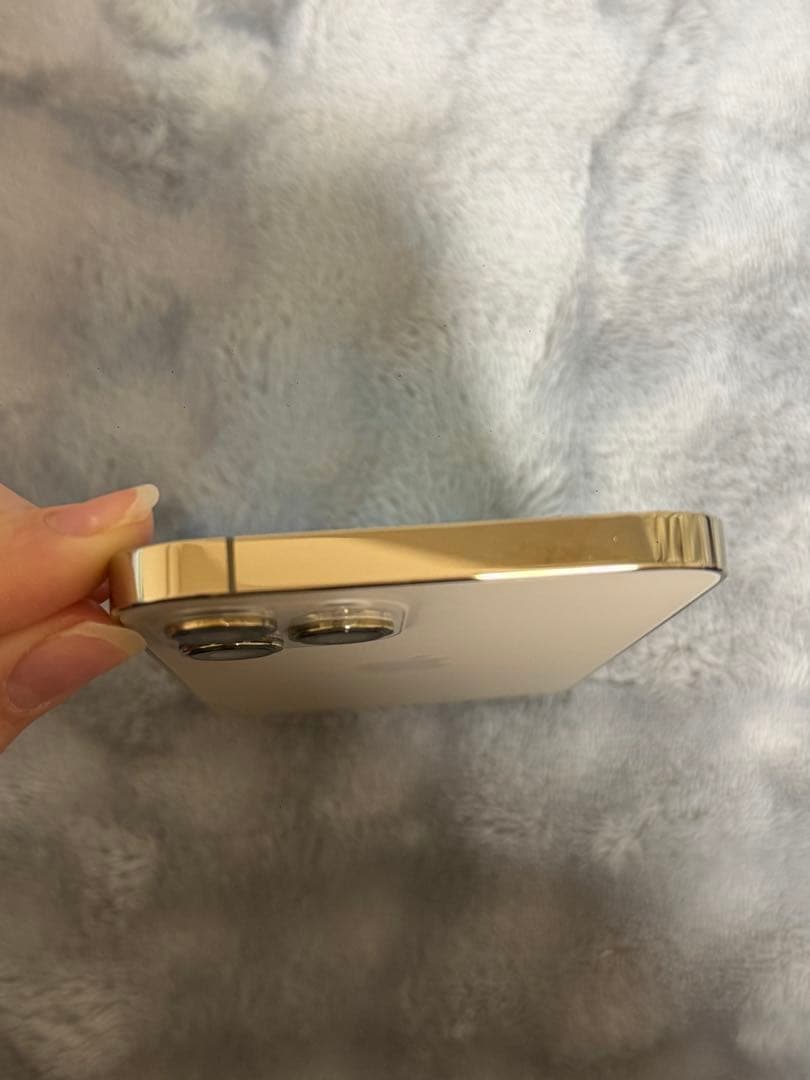 iPhone12proMax 容量128GB ゴールド