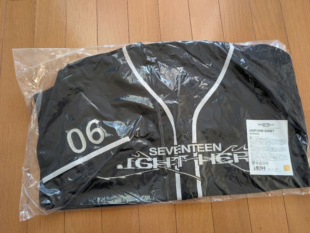 [匿名配送］SEVENTEEN RIGHT HERE ユニフォーム ウォヌ②