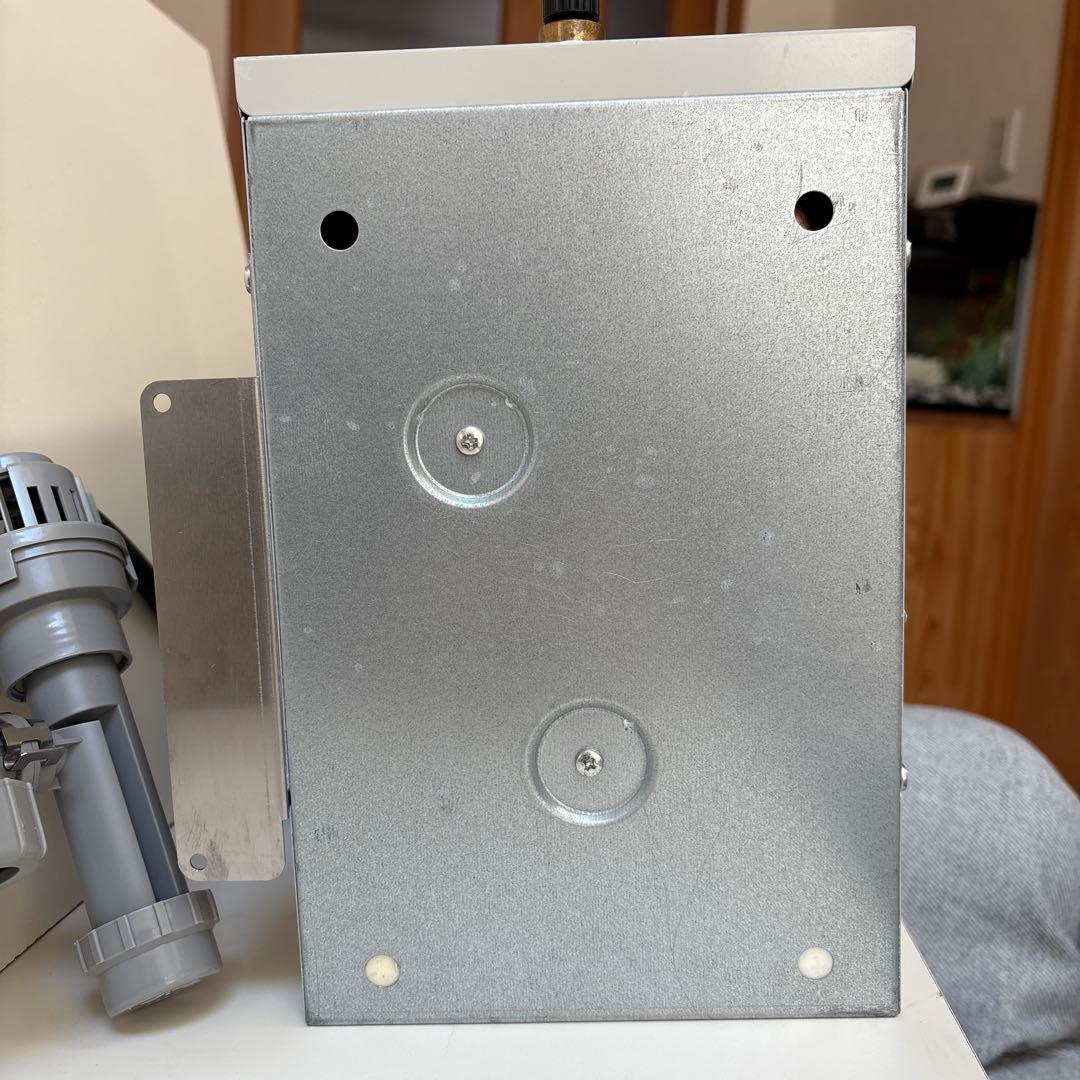 LIXIL 小型電気温水器　EHPN-CA 6S5 美品