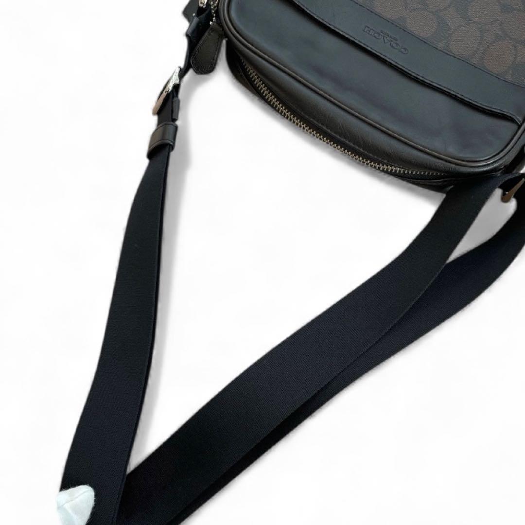 【未使用級】COACH　コーチ　ダークブラウン　ショルダーバッグ　シグネチャー