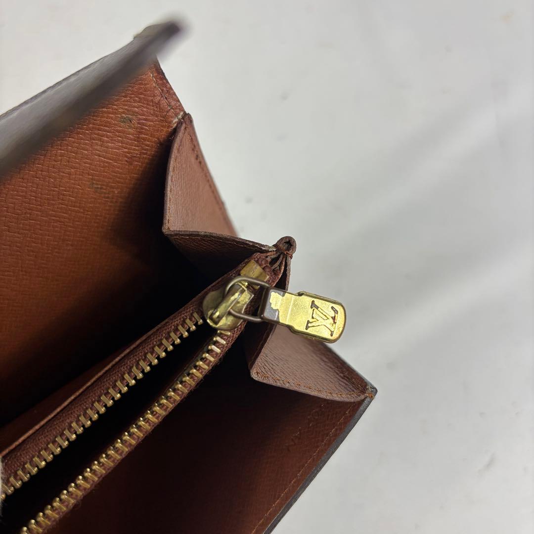 ルイヴィトン モノグラム ポルトフォイユ サラ 長財布 二つ折り財布