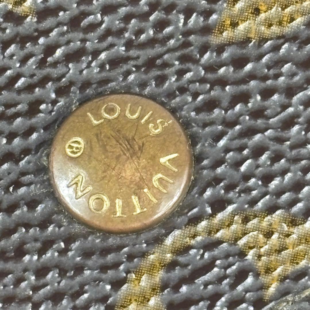 ルイヴィトン モノグラム ポルトフォイユ サラ 長財布 二つ折り財布