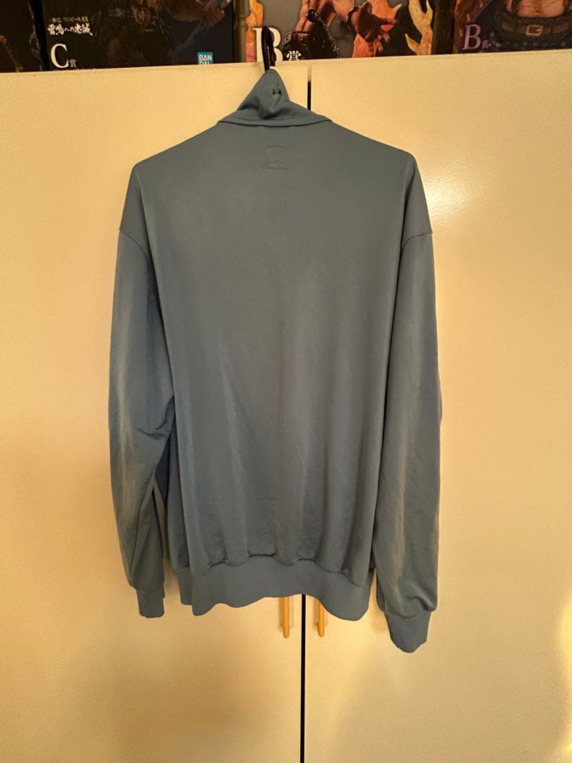 adidas トラックジャケット