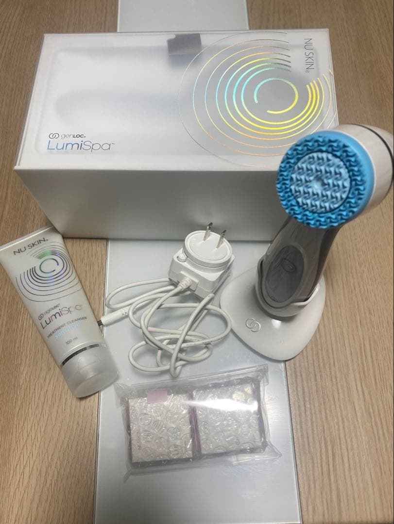 ルミスパ　美顔器 クレンジング付き