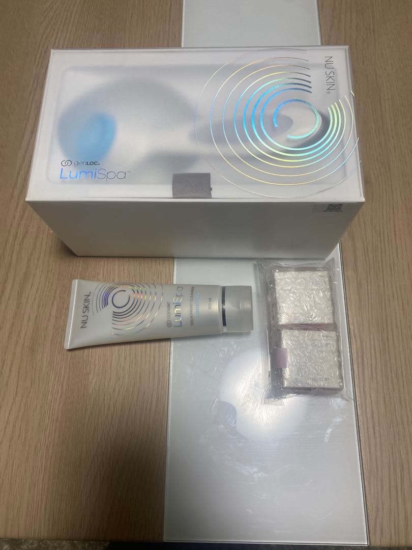 ルミスパ　美顔器 クレンジング付き