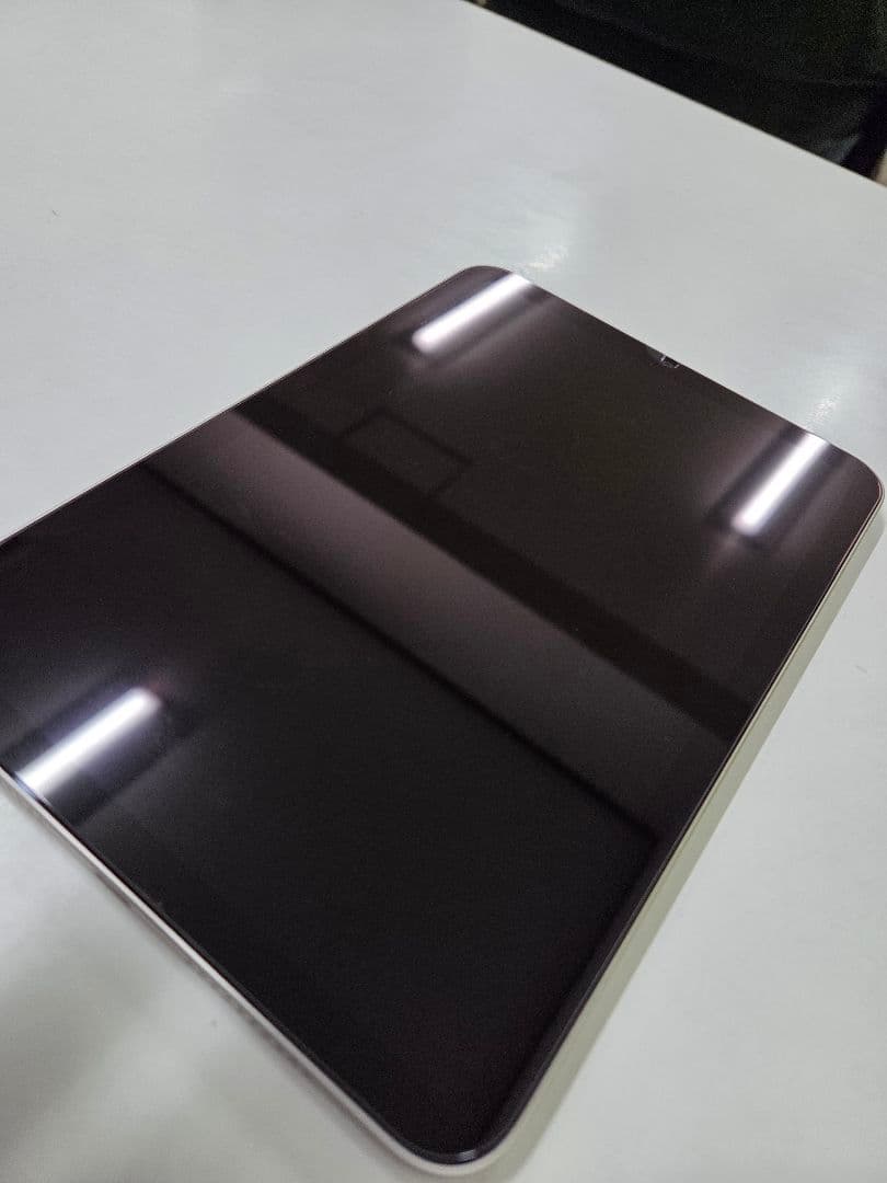 iPad mini 第7世代　Wi-Fiモデル128GB　スターライト※ジャンク