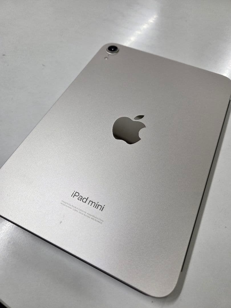 iPad mini 第7世代　Wi-Fiモデル128GB　スターライト※ジャンク