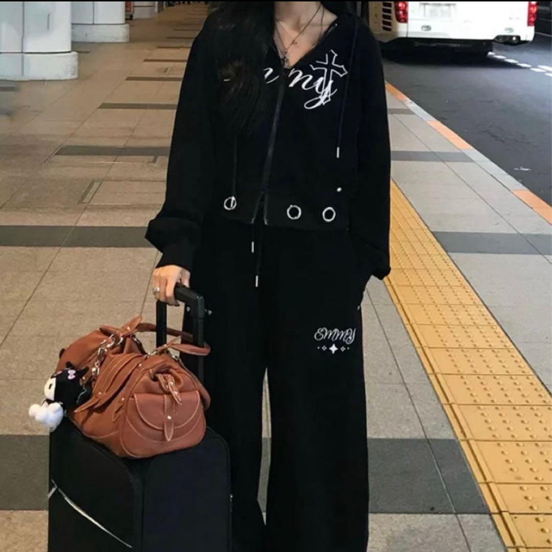 Emmy ロゴスウェットセットアップ 黒 トップスのみ