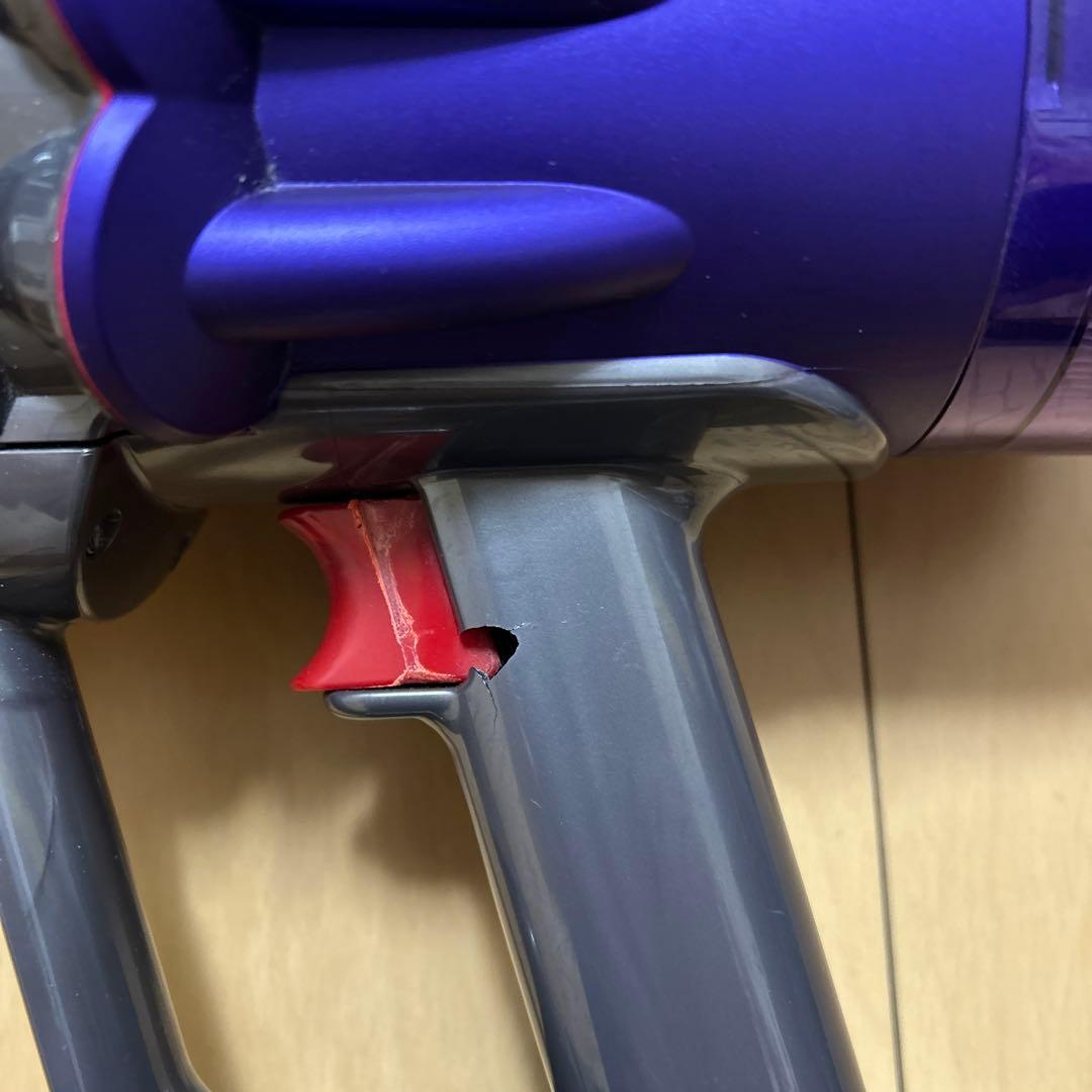 dyson ダイソン　sv18 本体のみ　2台セット　ジャンク扱い