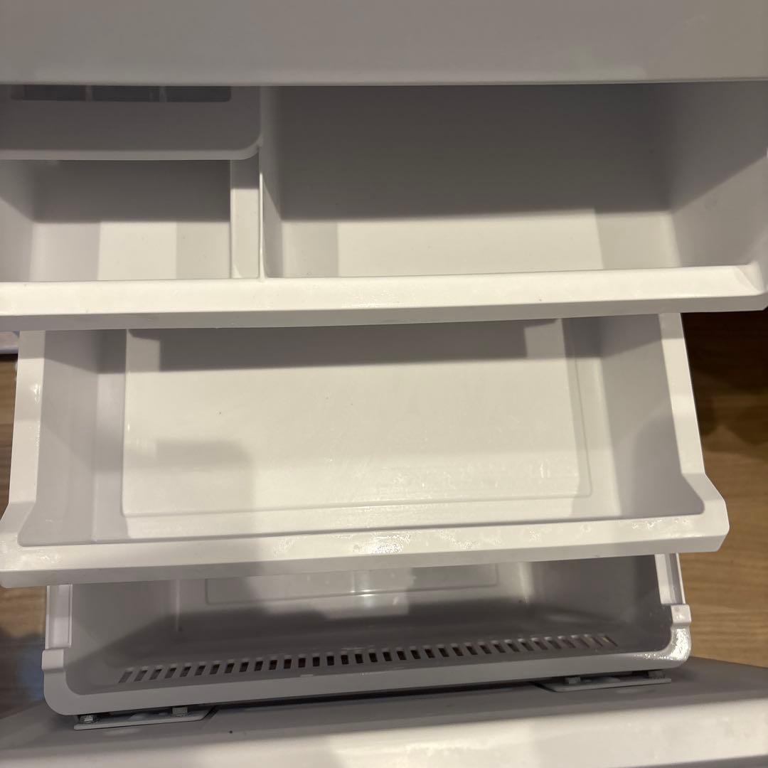 AQR-20P (W) ノンフロン冷凍冷蔵庫 200L