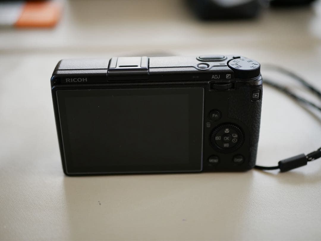 【ショット数8500程度】RICOH GR3【美品】オマケつき