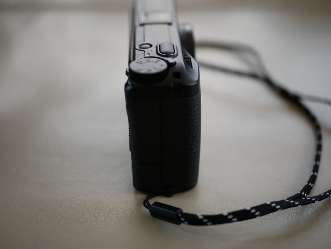 【ショット数8500程度】RICOH GR3【美品】オマケつき