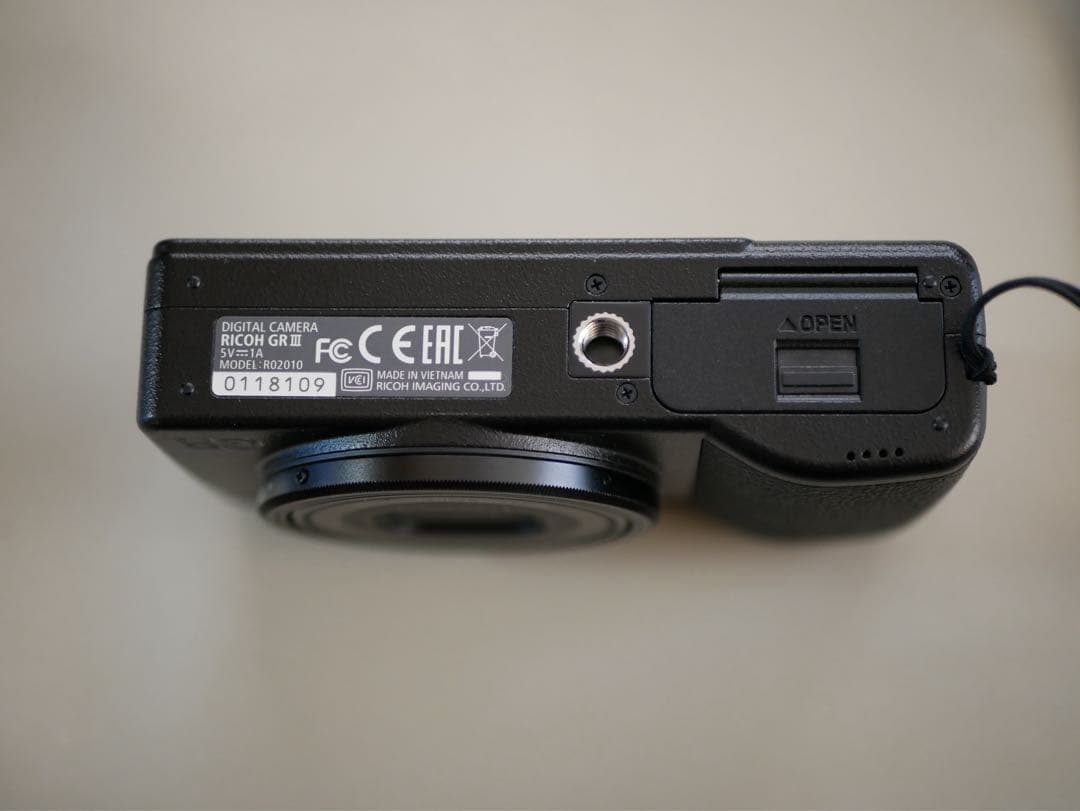 【ショット数8500程度】RICOH GR3【美品】オマケつき