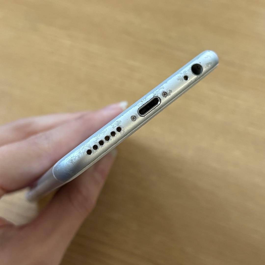 iPhone6s シルバー 64GB 本体 バッテリー容量83%