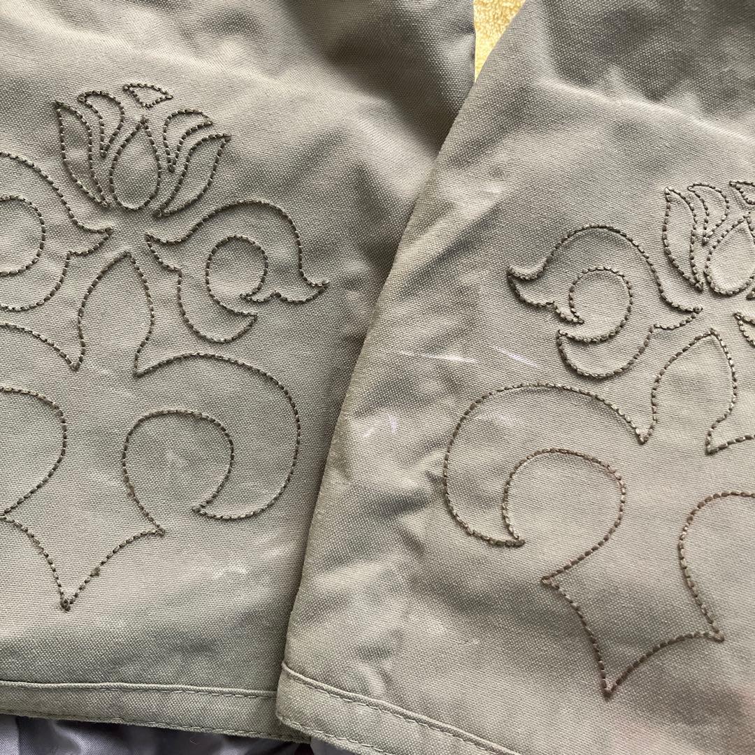 【よー】Burton スノーボード　ウエア　ダウンジャケット