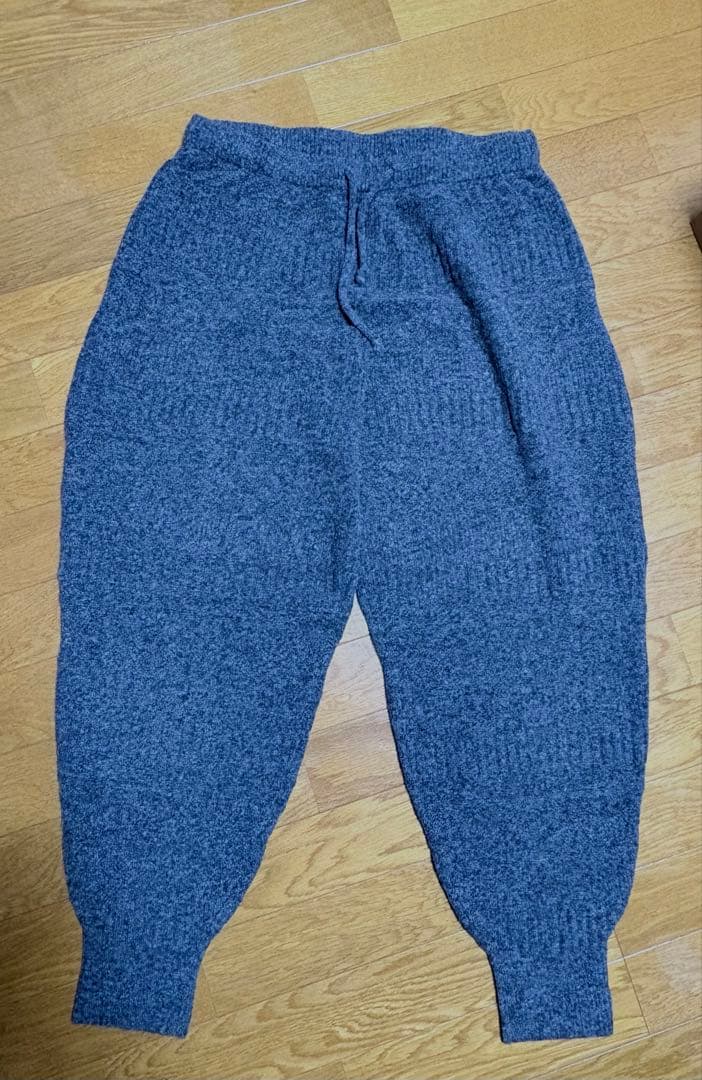 マチャット　新品未使用品　ニットパンツ