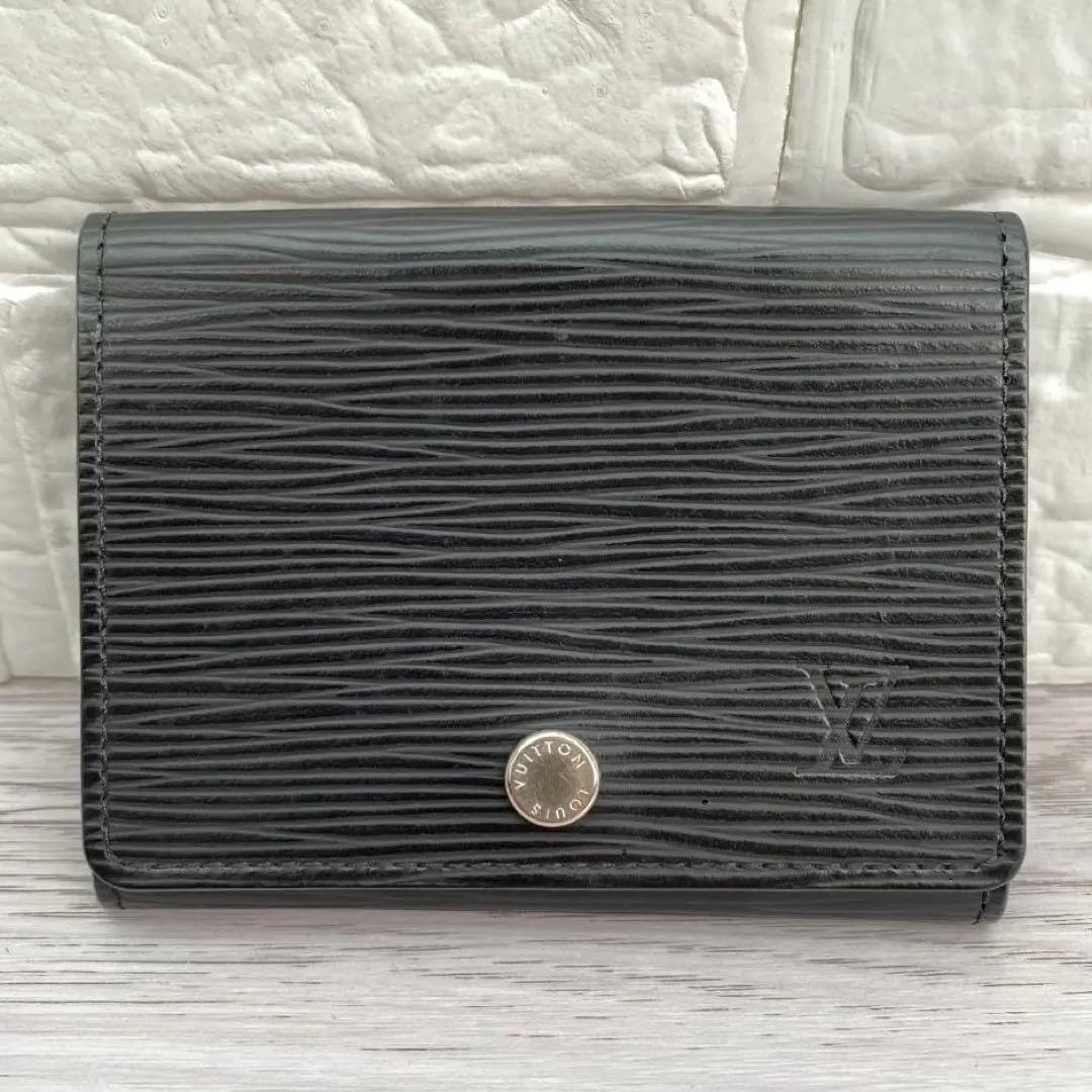 ◆Louis Vuitton ユニセックス エピレザー 名刺入れ　ブラック